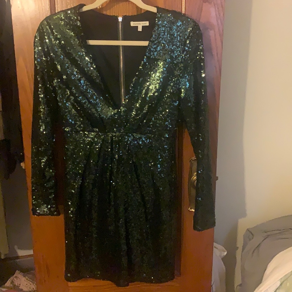 Green sparkly dress